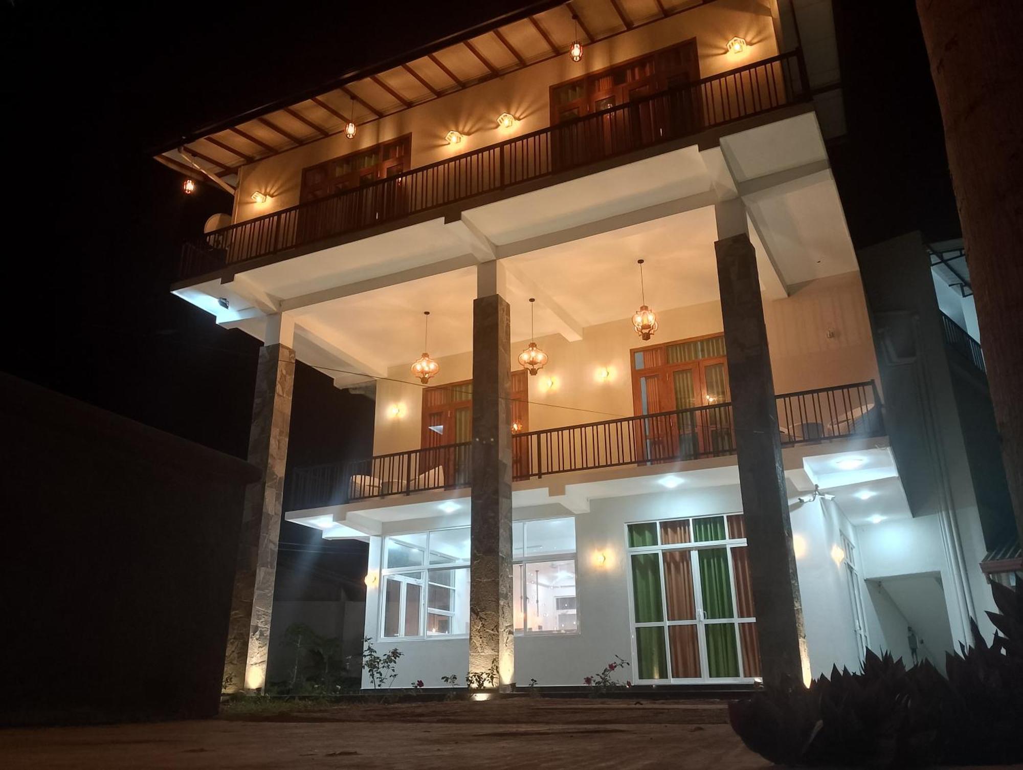 Hotel Malindu Yala Gate à Tissamaharama Extérieur photo