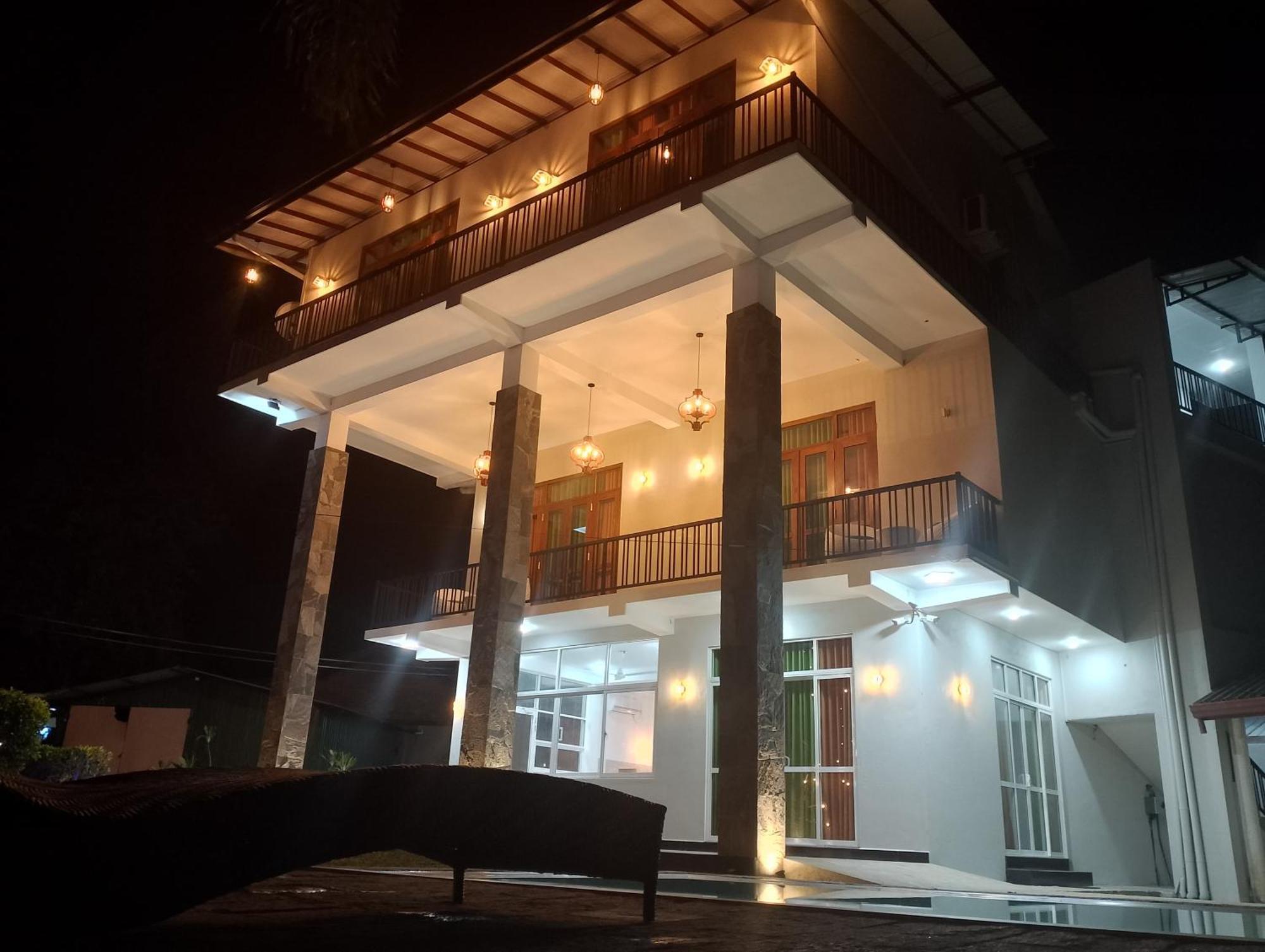 Hotel Malindu Yala Gate à Tissamaharama Extérieur photo